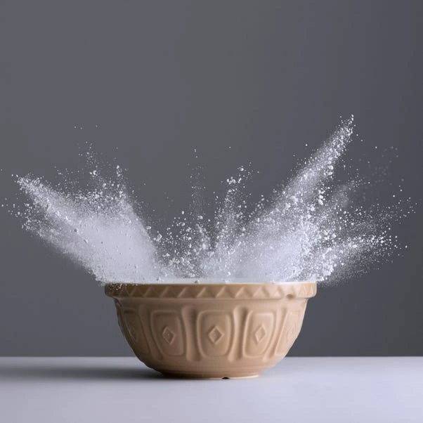 Mason Cash Cane Collection Mixing Bowl 26cm 5 Mason Cash Cane Collection Mixing Bowl 26cm - Image 3