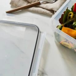 Clip Lock Rectangle Container -Kitchen Supplies 30817019 alt01