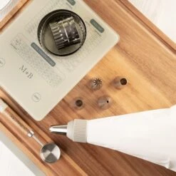 Mary Berry At Home 5 Nozzle Icing Bag Set 11 Mary Berry At Home 5 Nozzle Icing Bag Set -Kitchen Supplies 30827683 alt04