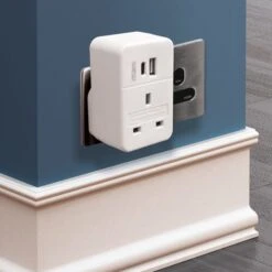 Status USB A To USB C Charging Power Adaptor