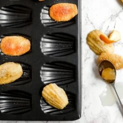 MasterClass Non Stick 12 Cup Madeleine Pan 40cm X 20cm 11 MasterClass Non Stick 12 Cup Madeleine Pan 40cm X 20cm -Kitchen Supplies 30848963 alt02