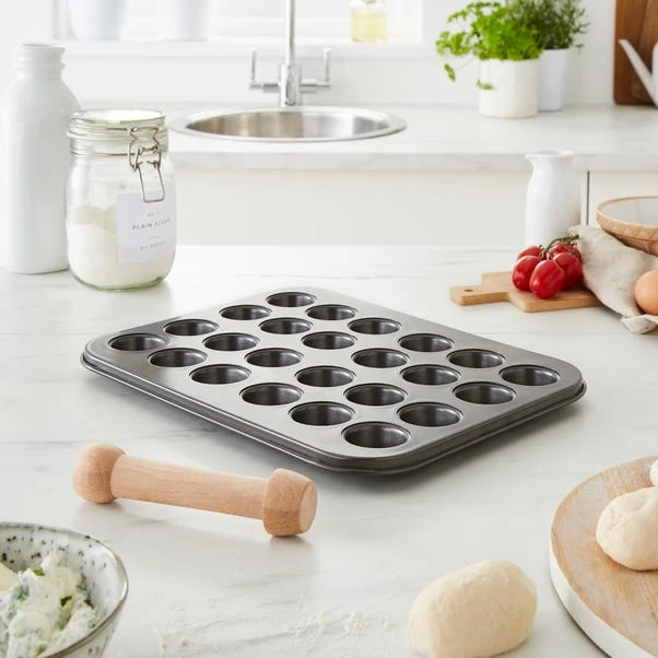 Gourmet Mini Bites Tin 3 Gourmet Mini Bites Tin