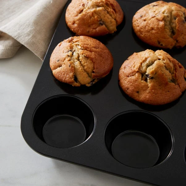 Heavy Gauge Non-Stick 12 Cup Muffin Tray 4 Heavy Gauge Non-Stick 12 Cup Muffin Tray - Image 2