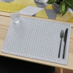Catherine Lansfield Set Of 4 Larsson Geo Placemats -Kitchen Supplies 30960858 alt01
